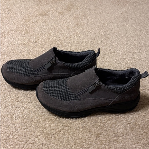 Lands' End Women's Gray Winter Slip On All Weather Loafers - Picture 5 of 8